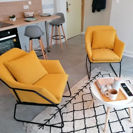 아파트 Coliving Les Petites Momes Et Meubles